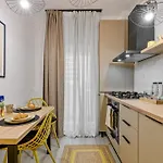 Modern * Bucureşti