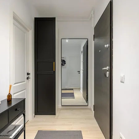 Modern * Boekarest